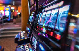 Antarmuka Lightning Dice slot gacha168 di smartphone dengan tombol taruhan yang optimal